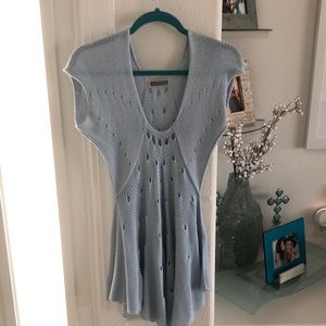 Contemporary loose knit sweater